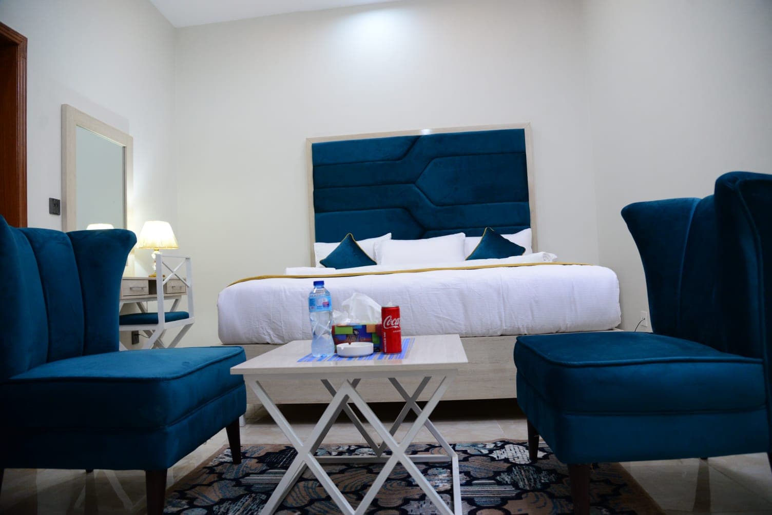 Go Luxury Grand Hotel Lahore Deluxe Bed Room